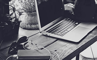 曼联2-0热刺！娄一晨点出关键：一张红牌，彻底改变比赛走势